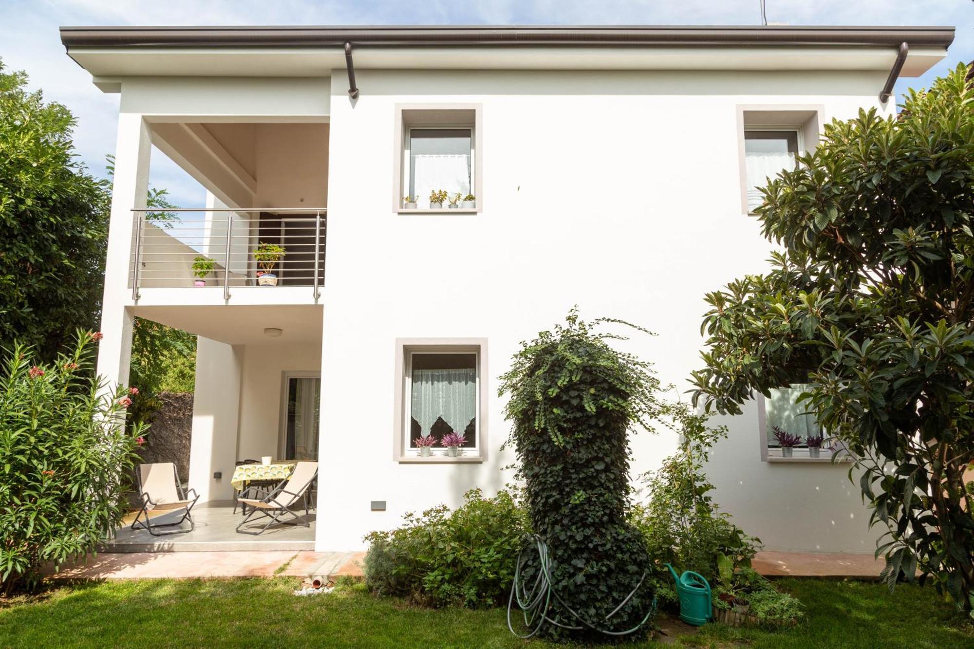 Appartamento Con Giardino Le Querce Sistiana Eksteriør bilde